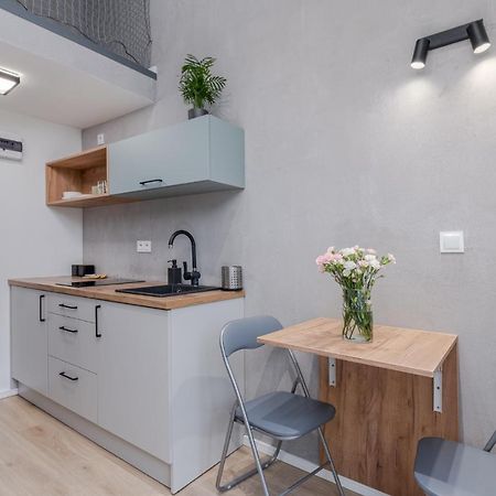 Parkside Fresh Apartments - Old Town Guesthouse - By Upstairs Krakow Dış mekan fotoğraf