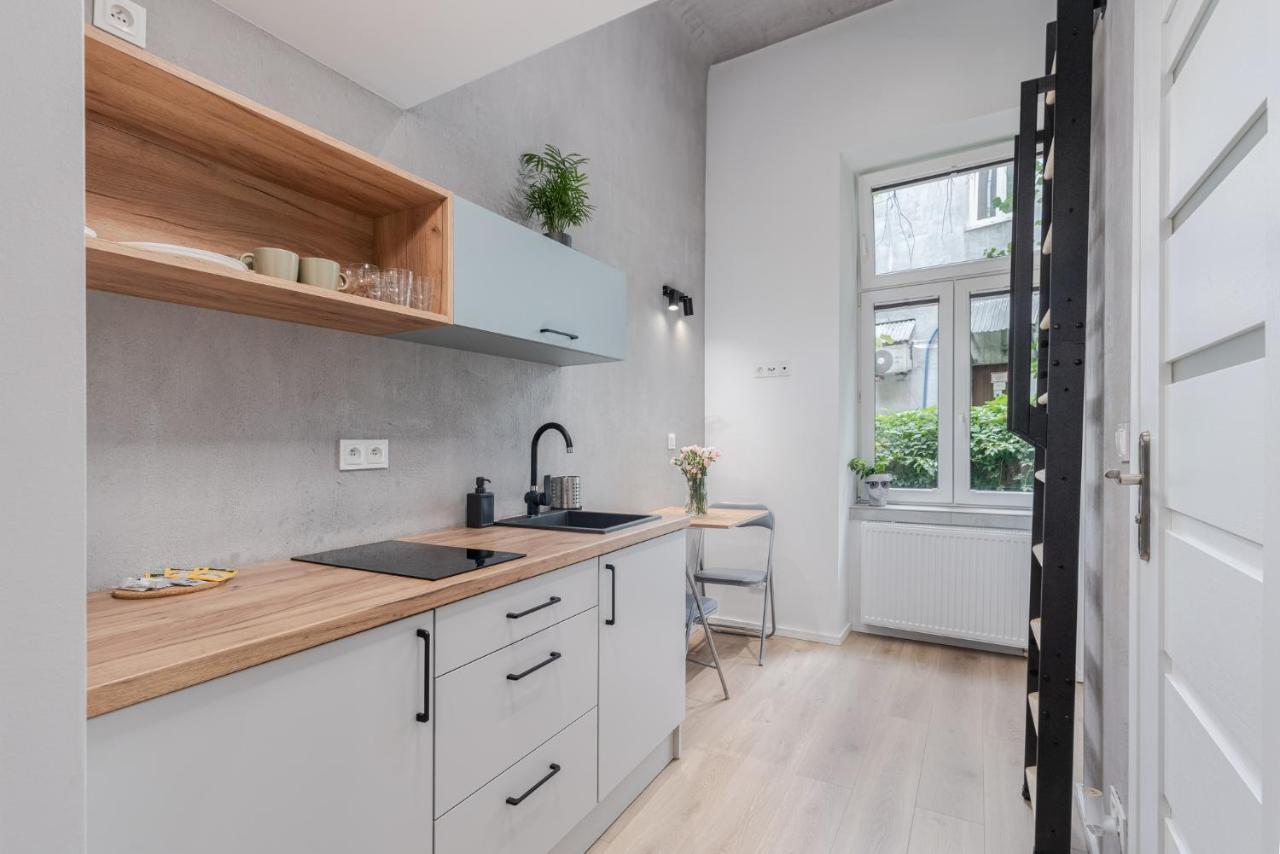 Parkside Fresh Apartments - Old Town Guesthouse - By Upstairs Krakow Dış mekan fotoğraf