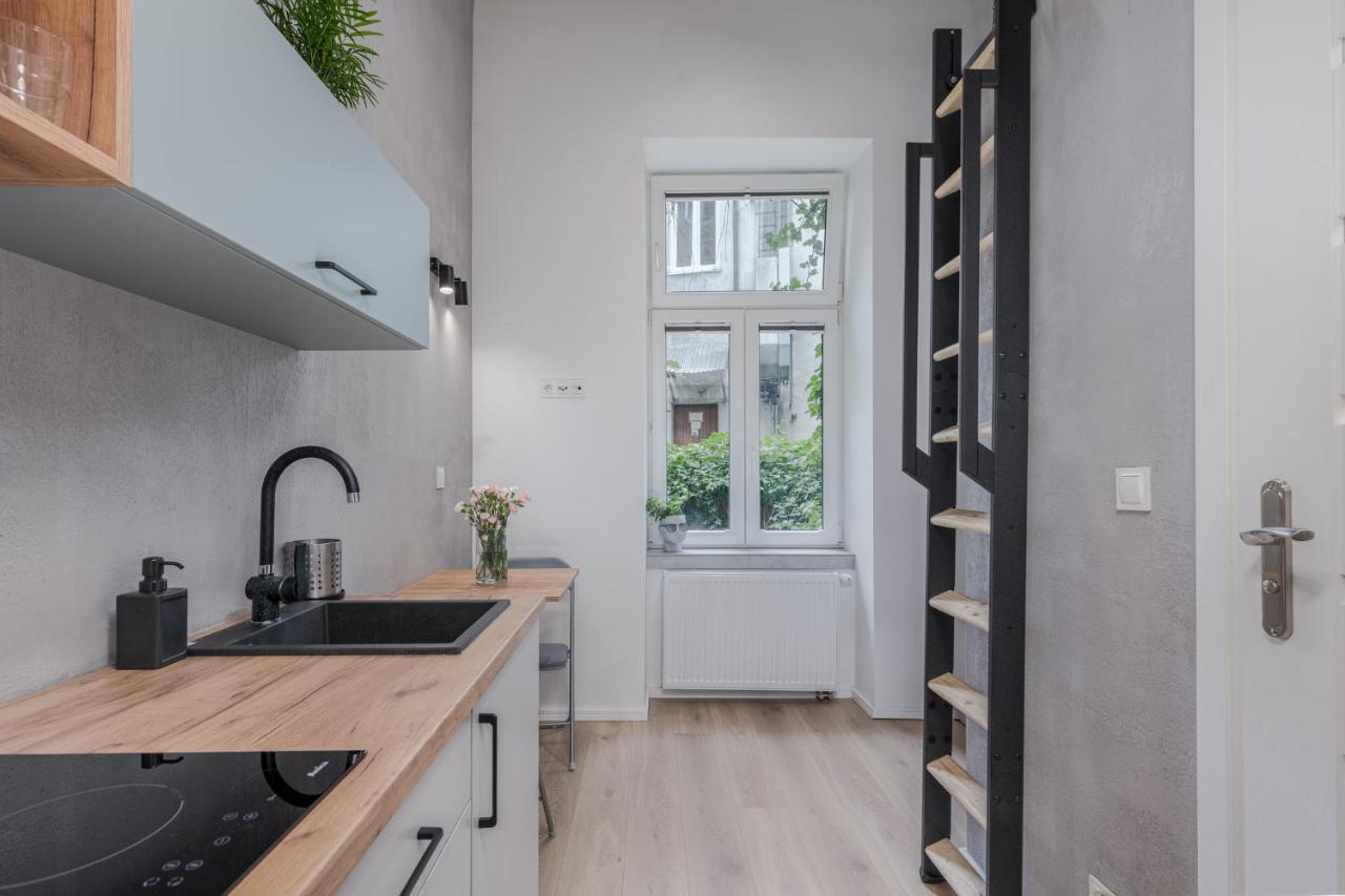 Parkside Fresh Apartments - Old Town Guesthouse - By Upstairs Krakow Dış mekan fotoğraf