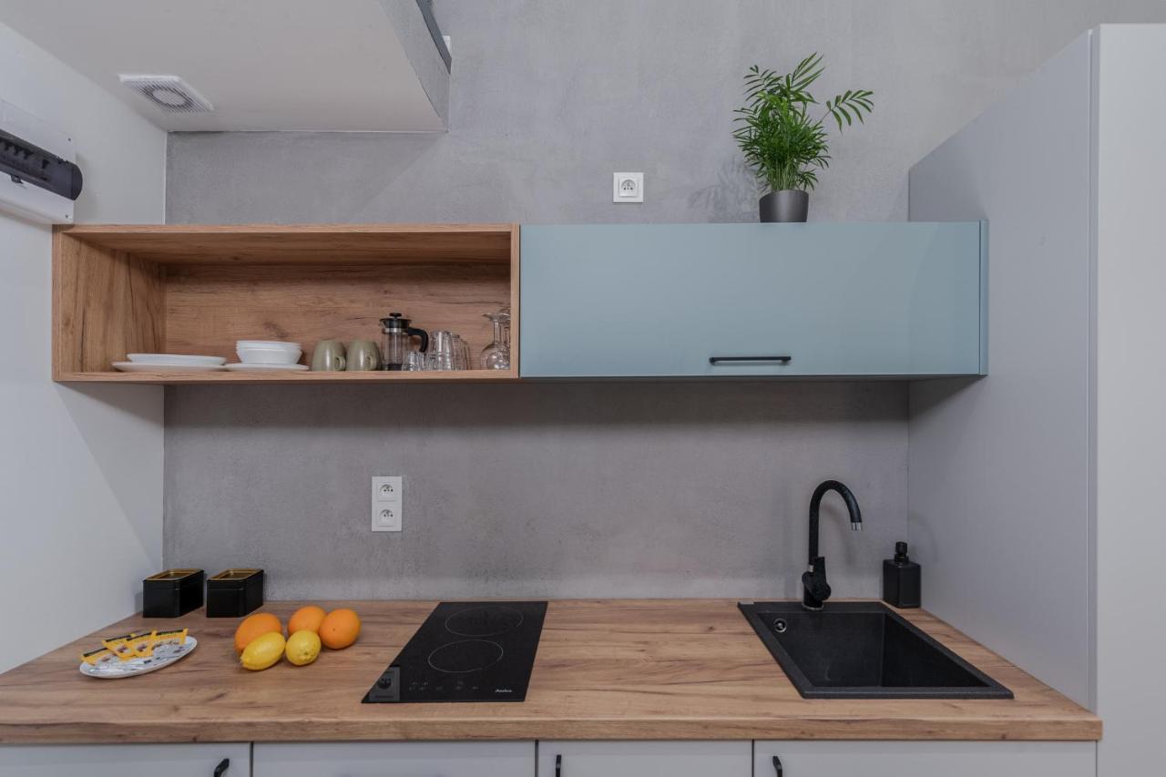Parkside Fresh Apartments - Old Town Guesthouse - By Upstairs Krakow Dış mekan fotoğraf