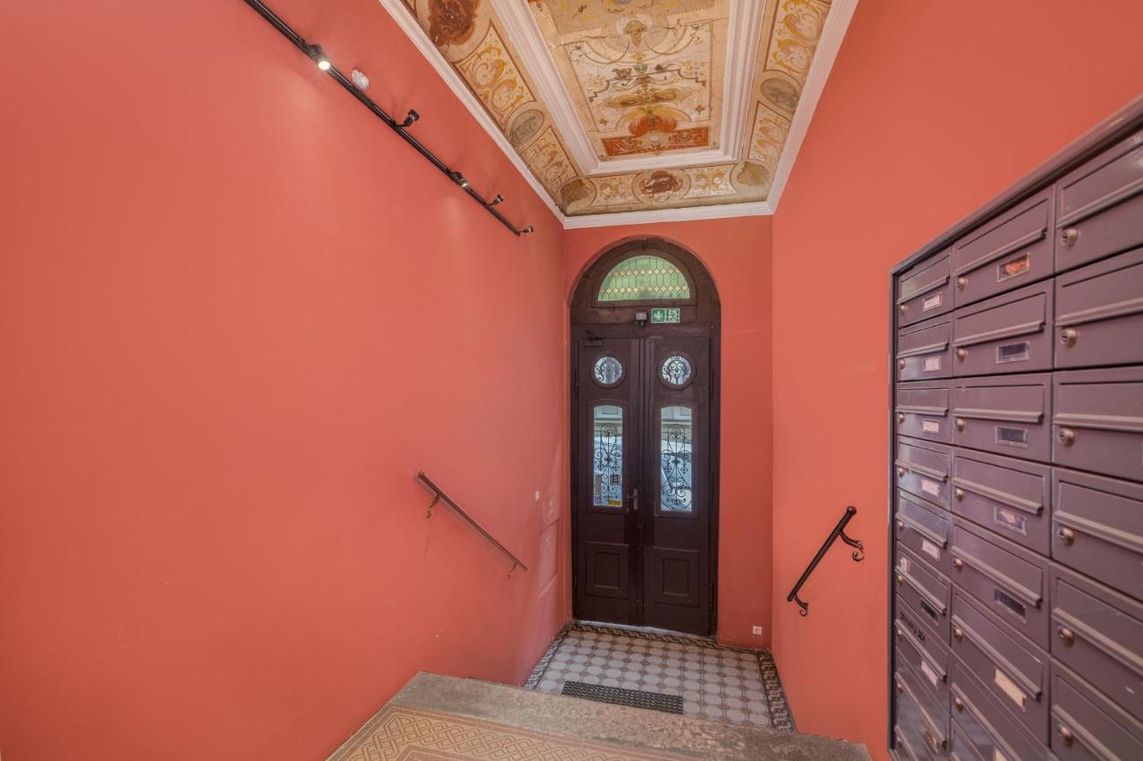 Parkside Fresh Apartments - Old Town Guesthouse - By Upstairs Krakow Dış mekan fotoğraf