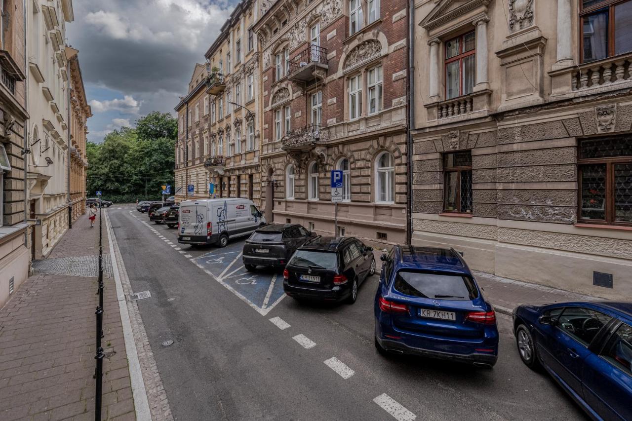 Parkside Fresh Apartments - Old Town Guesthouse - By Upstairs Krakow Dış mekan fotoğraf