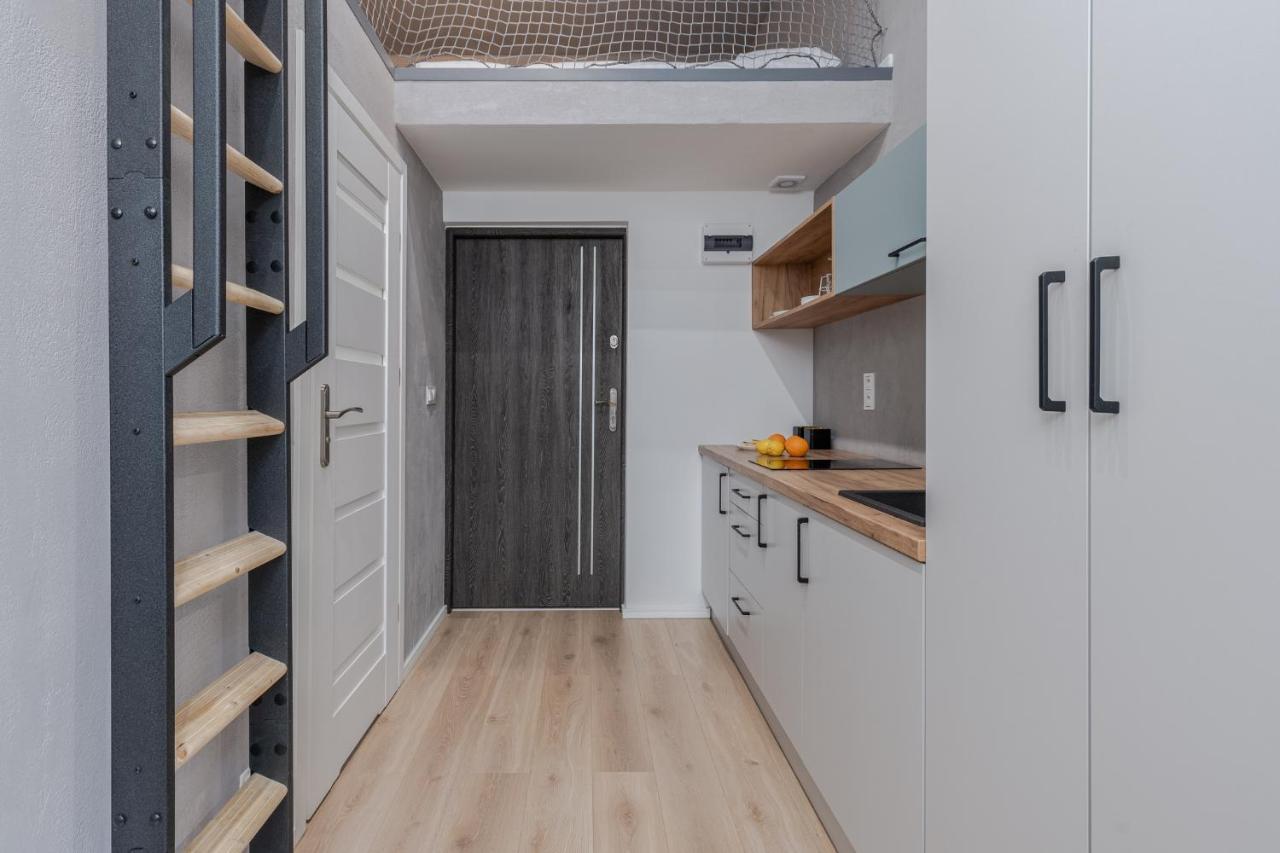 Parkside Fresh Apartments - Old Town Guesthouse - By Upstairs Krakow Dış mekan fotoğraf